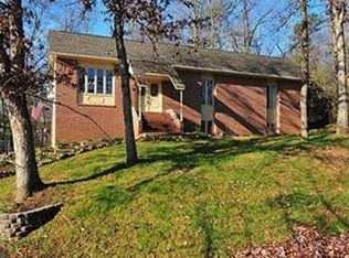 717 Pine Valley Rd, Knoxville, TN 37923