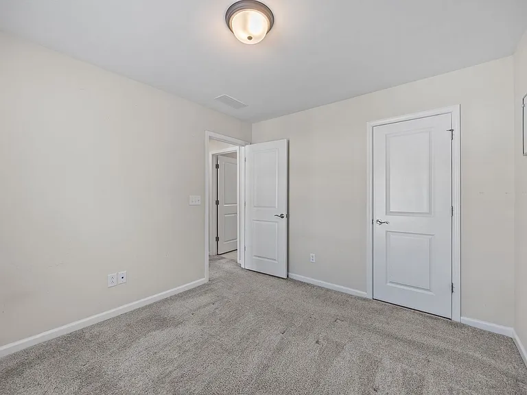 1631 Glacier Dr — Photo 38
