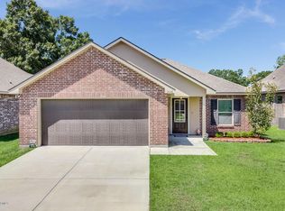 226 Marston House Dr, Youngsville, LA 70592