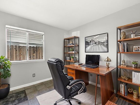 5th image of 2956 Gammon Court