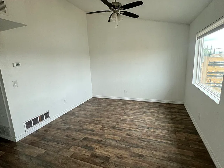 8609 Mercury St #B — Photo 18