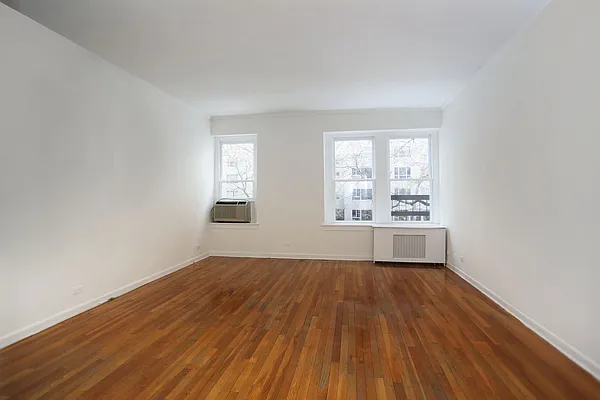 Rented by Manhattan Skyline | media 2