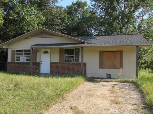 120 Carson Dr, Gulfport, MS 39503