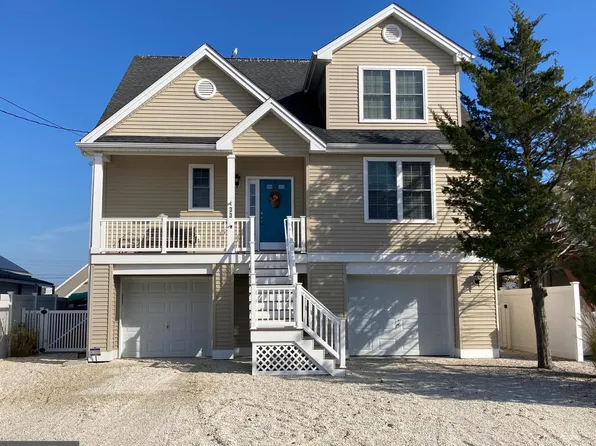 33 Lake Michigan Dr, Little Egg Harbor, NJ 08087
