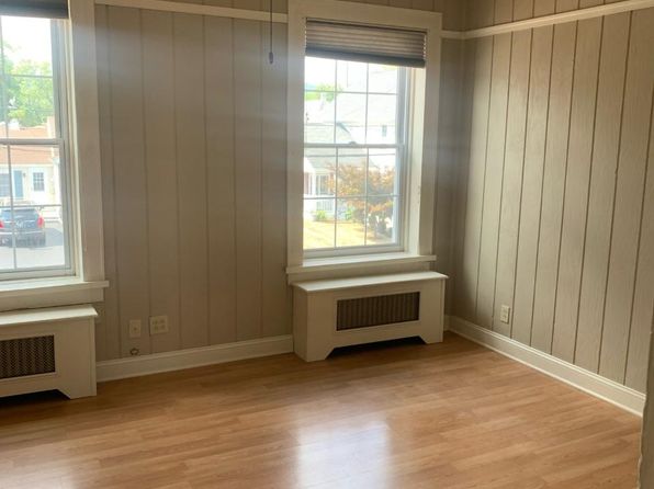 137 Westchester Ave #12