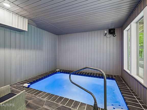 4th image of 5175 Riversong Way