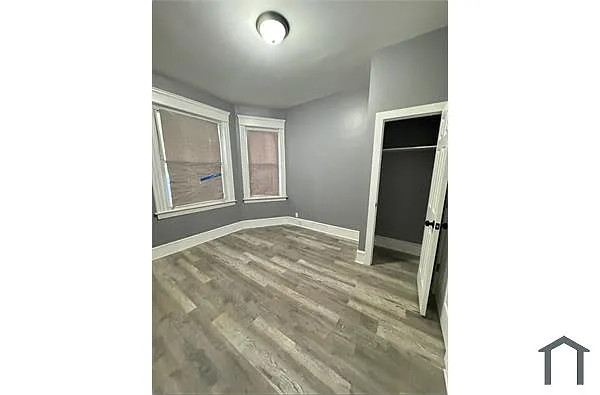 Building Photo - 37 Crescent Ave #1