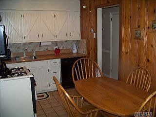 3rd image of 77 Linden Ave