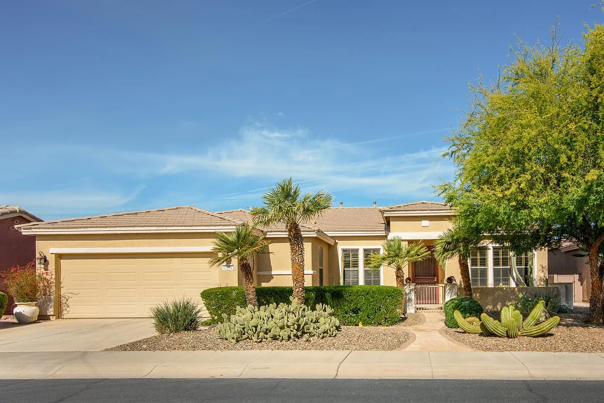 Building Photo - 42204 W Rummy Rd