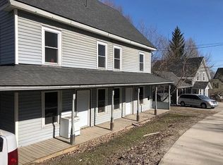 212 Pleasant St, House, VT 05855