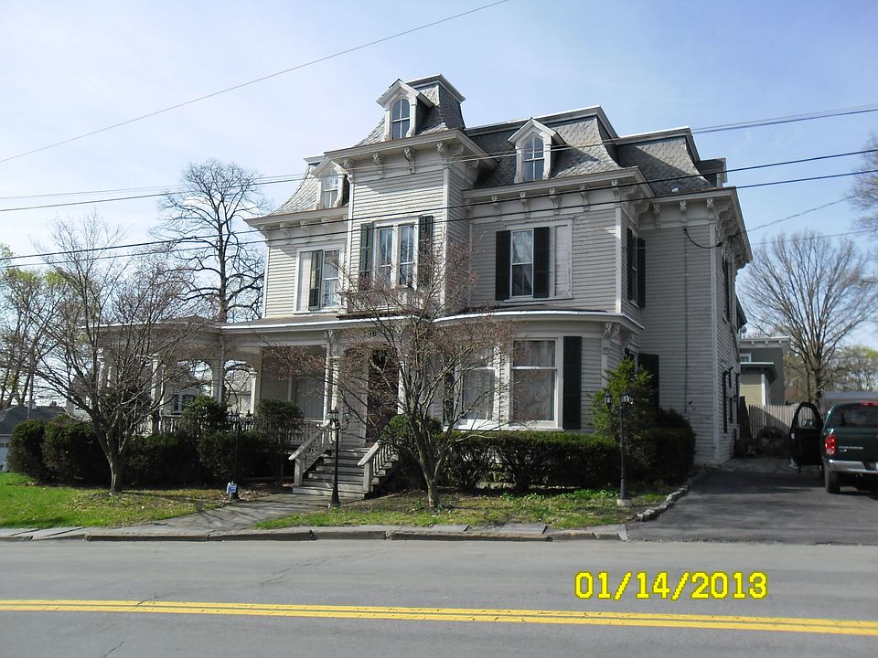 2nd image of 106 W Main St
