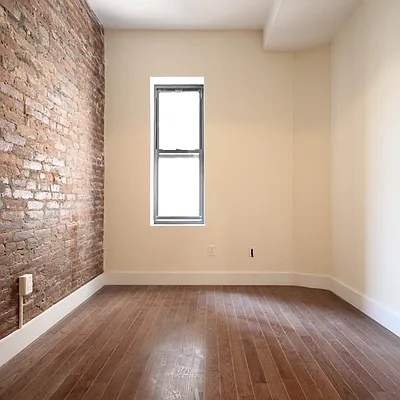 Rented by P Management | media 37