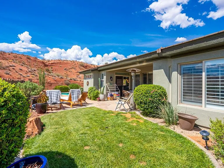 2329 N Prospector Ln — Photo 42