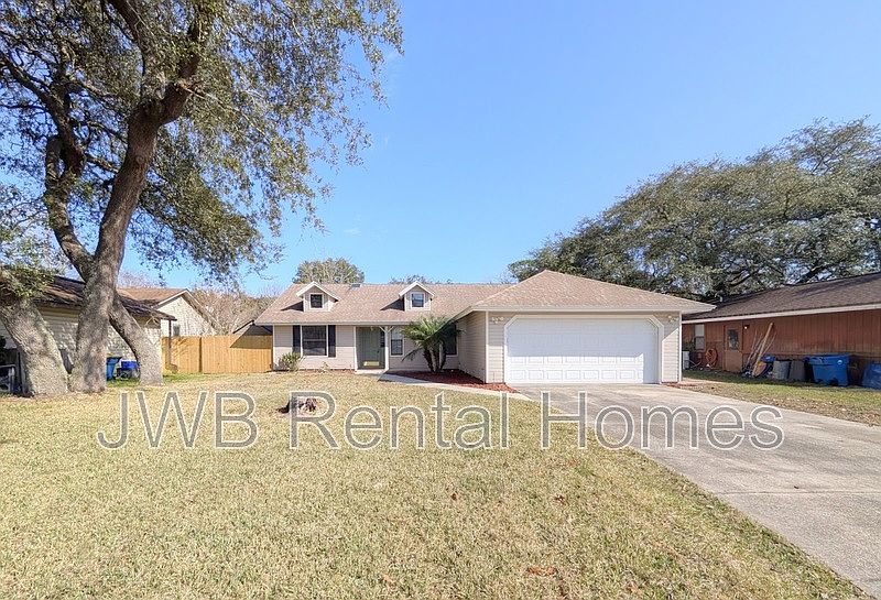 1st image of 3257 Hampstead Dr