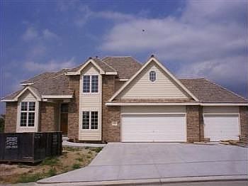 1st image of 10018 S 175th Cir
