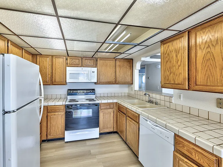 1751 E Reno Ave #122 — Photo 6