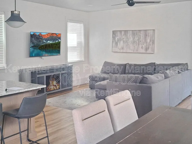 1508 S Oakland Ave — Photo 5