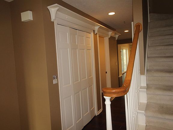 2nd image of 2798 Braddock Ct