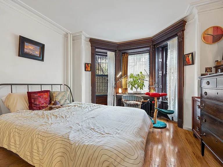 864 President St #1F — Photo 3