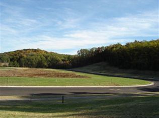 509 Ridge Dr #14, Mazomanie, WI 53560