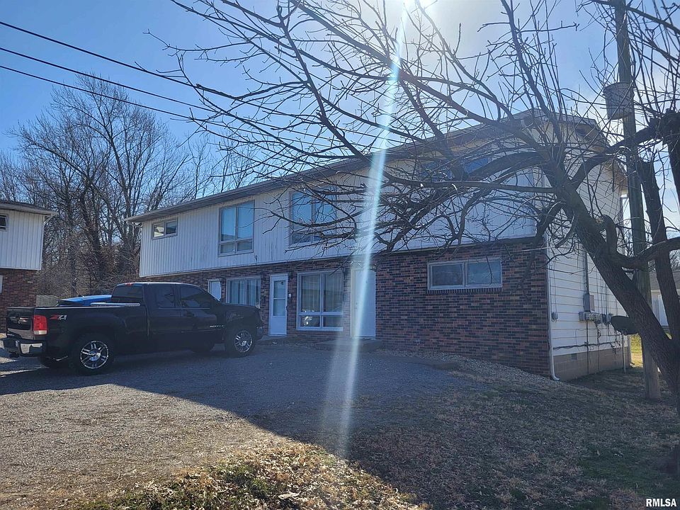 1st image of 507 1st St