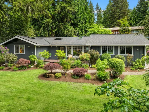 8704 171st Ave NE, Redmond, WA 98052
