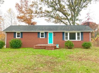 820 Anglin Mill Rd, Stoneville, NC 27048