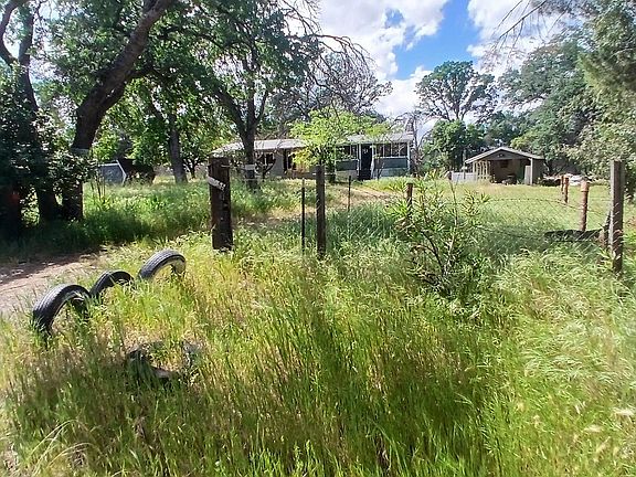 3rd image of 14655 Betz Ln