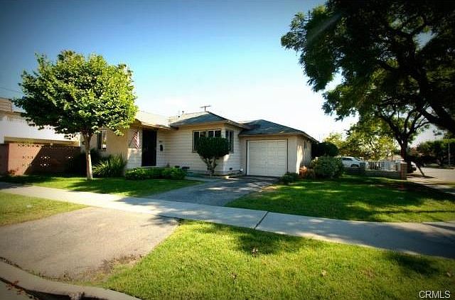 1st image of 7418 Rosemead Blvd