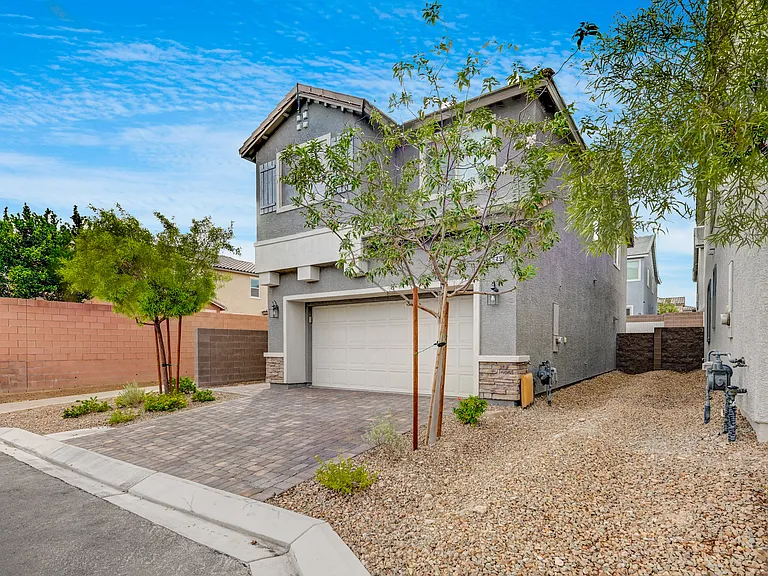 5549 Bonita Park Ct — Photo 3