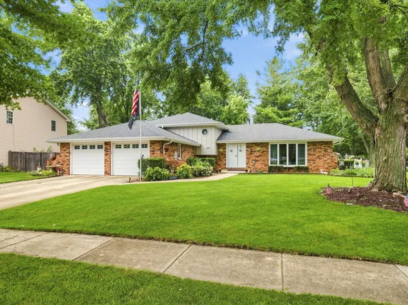 25403 W Willow Dr, Plainfield, IL 60544