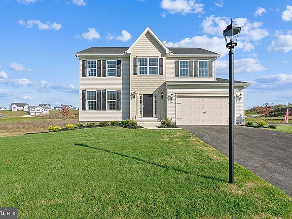 2nd image of 2689 Victorian Dr Lot 68