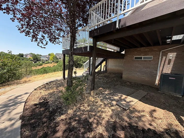 1835 N Beechwood Dr — Photo 50