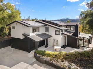 23229 8th St, Santa Clarita, CA 91321