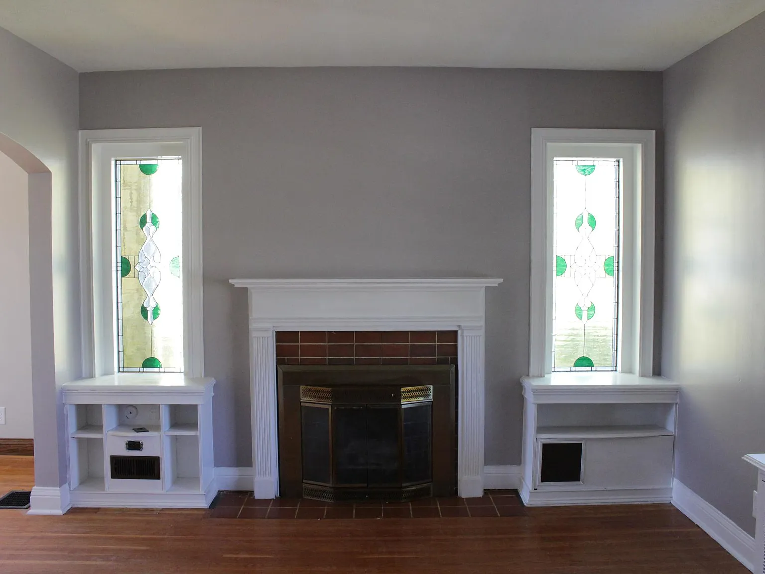 2628 Drayton Dr — Photo 3