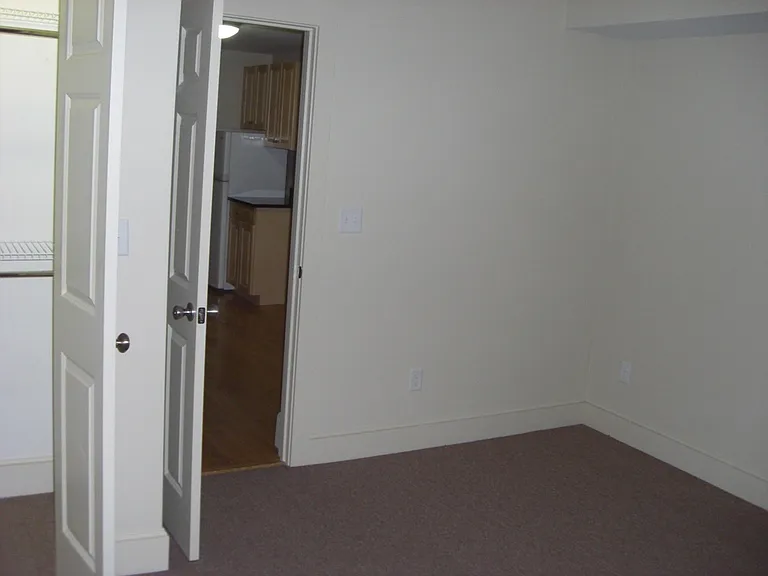 39 Gloucester St — Photo 5