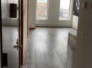 39 S 3rd Ave #4F, Mount Vernon, NY 10550