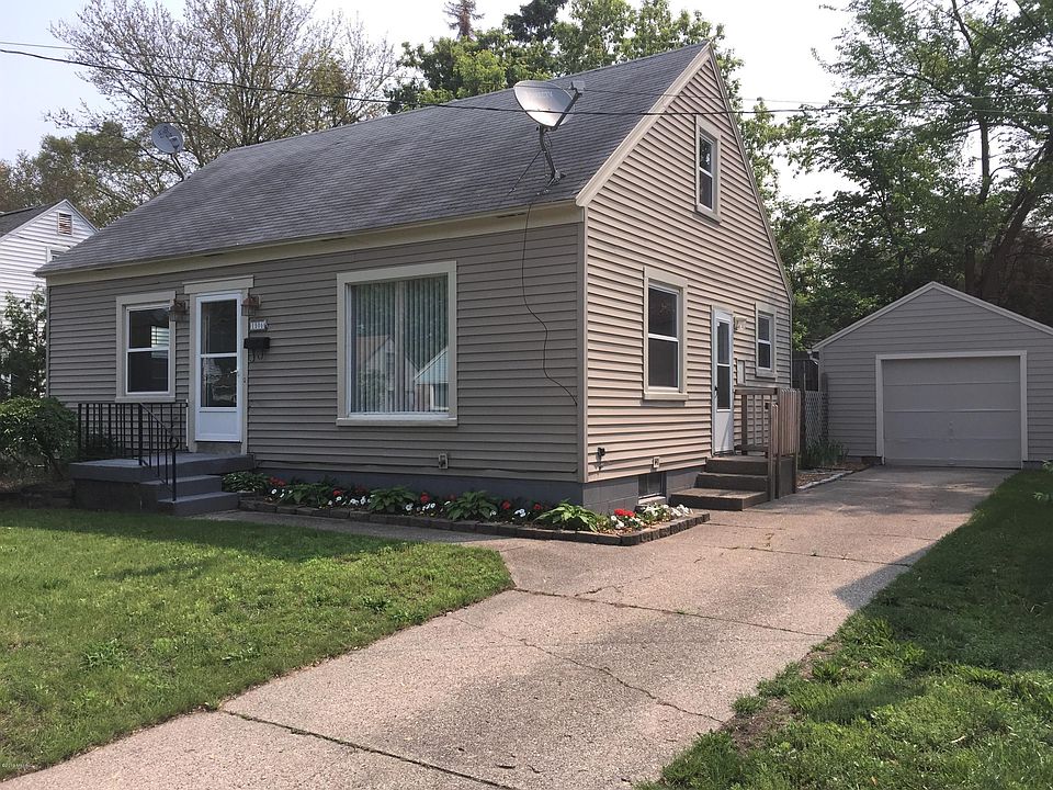 1st image of 1506 Edward Ave SE