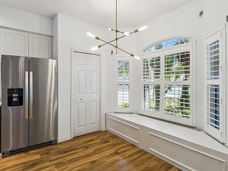 4680 Portage Trl — Photo 5