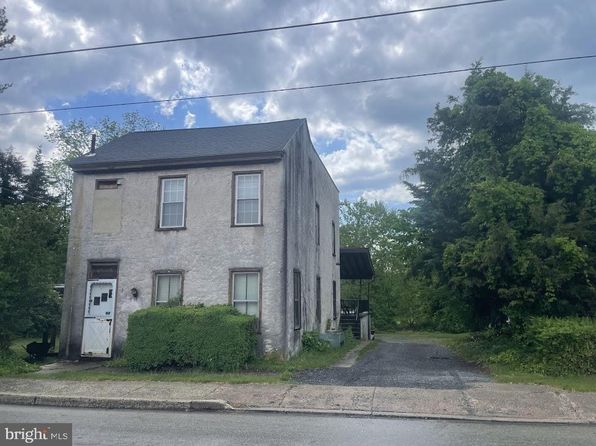 319 Manatawny St, Pottstown, PA 19464
