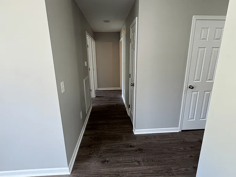 413 Anthony Branch Dr — Photo 4