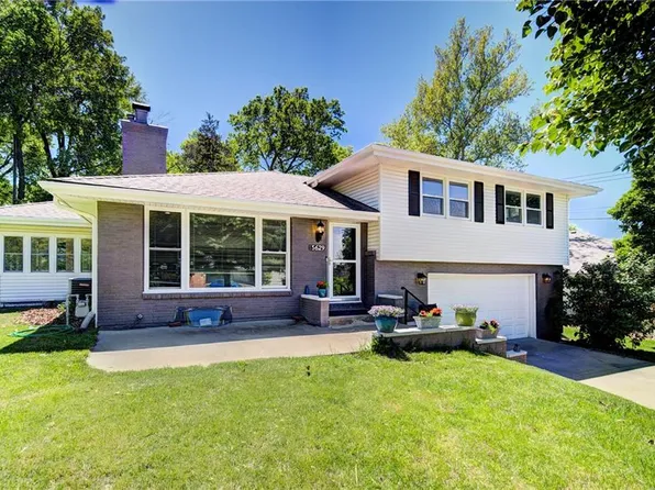 5629 W 50th St, Roeland Park, KS 66202