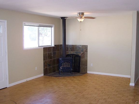 2nd image of 6895 Laurel Del Dr