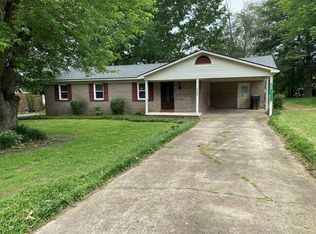 1680 Stonewall St, Mc Kenzie, TN 38201