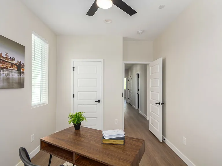1642 E Monte Vista Rd — Photo 21