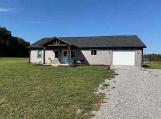 432 Saint Anthony Dr, Jamestown, TN 38556