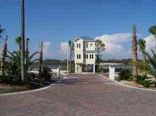 107 Anglers Harbor Ln, Carrabelle, FL 32322