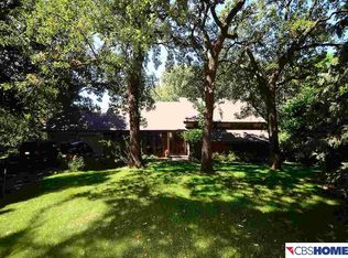 9906 N 30th Cir, Omaha, NE 68112