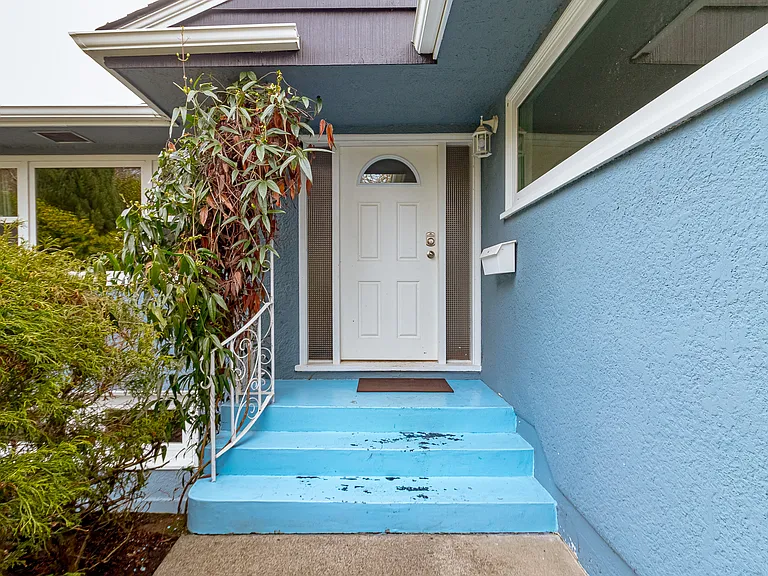Forrester St — Photo 44