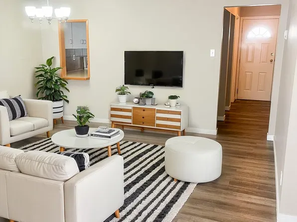 627 Lilac Ave, Kamloops, BC V2B 3S1